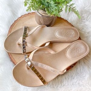 Vince Camuto Eddinal Metal Beige Sandal Gold 10